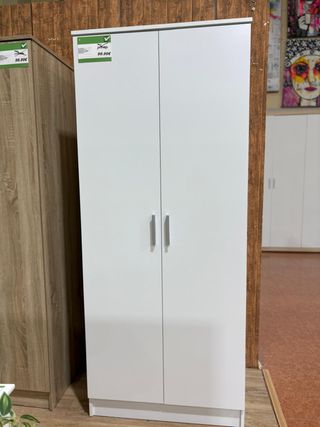 Armario blanco puertas madera