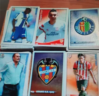 Más de 2500 cromos de todo mezclado
