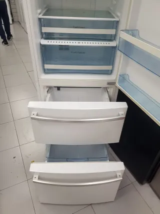 Nevera Combi 3 Cajon