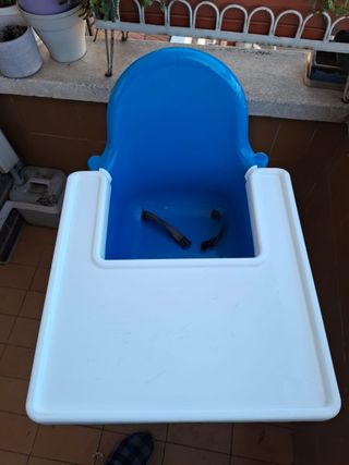 Trona IKEA ANTILOP con bandeja + cojín soporte