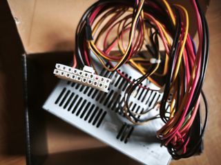 Fuente de Alimentación PC Antigua