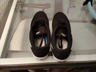 Zapatillas Nike Negras y Blancas