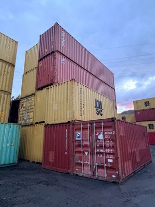 Contenedor maritimo container