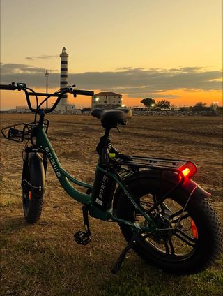 Bicicleta Eléctrica L20 Boost con Llantas Anchas