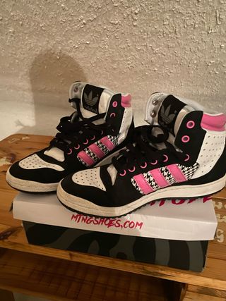 Zapatillas Adidas Edición Especial NY