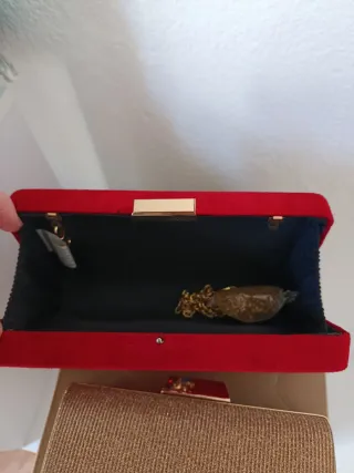 Bolsos de fiesta rojo con pedrería y dorado