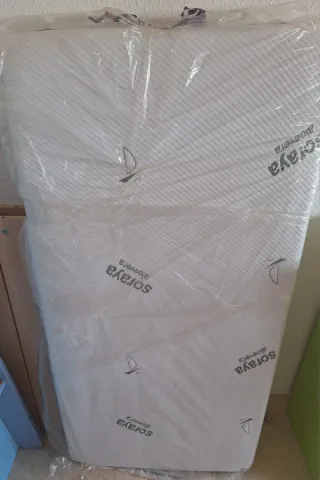 Cuna convertible en cama + colchón de REGALO