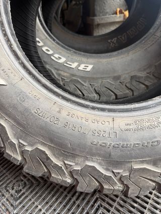 Neumáticos BFGoodrich All-Terrain T/A KO2. 4x4
