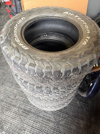 Neumáticos BFGoodrich All-Terrain T/A KO2. 4x4