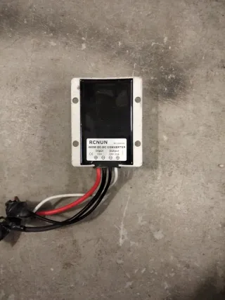 Convertidor de corriente de 12v a 24