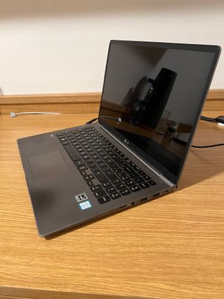 LG gram 15.6” Ultra-Ligero Táctil Gris/Plata