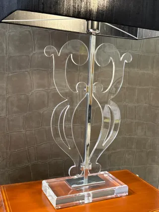 Lámpara metacrilato y pantalla rectagular seda