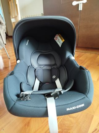 Silla de coche Maxi-Cosi i-Size Cabrio Fix