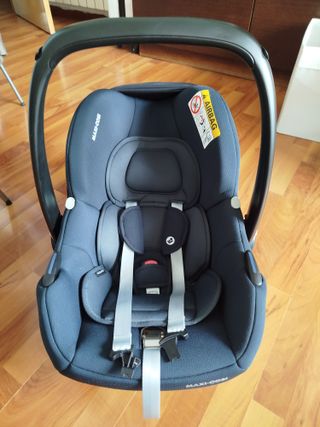 Silla de coche Maxi-Cosi i-Size Cabrio Fix