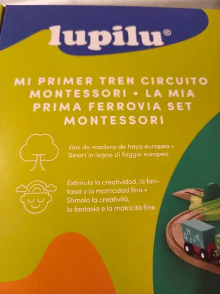 Tren de madera Montessori