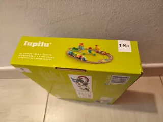 Tren de madera Montessori