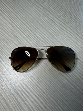 Gafas de sol Ray-Ban doradas