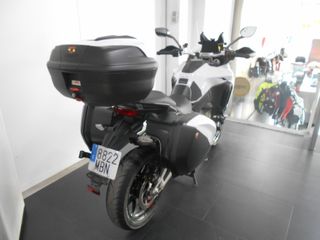 Multistrada V4S Travel & Radar