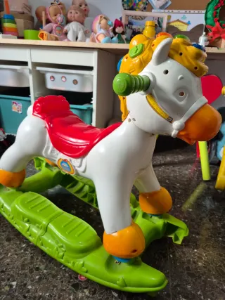 Caballito balancín infantil