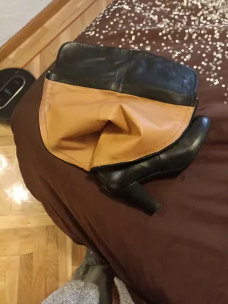 Botas altas Plumers negras piel auténtica