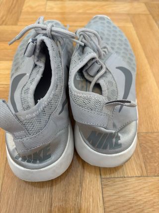 Zapatillas Nike Gris/Plata Talla 39