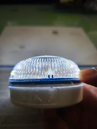 Baliza V-16. NO homologada