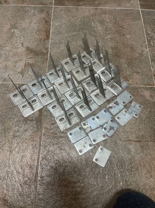 Sujeciones para radiadores