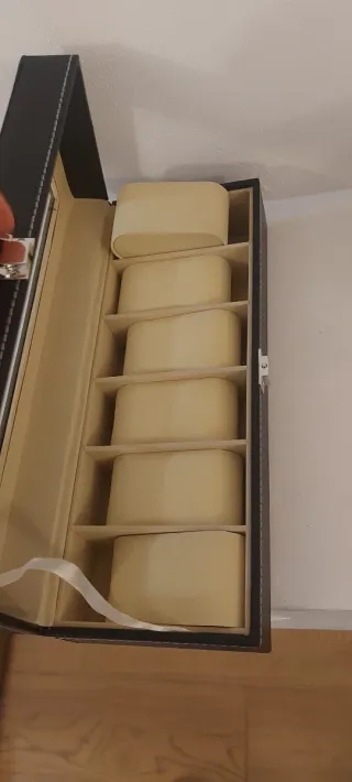 Scatola porta orologi