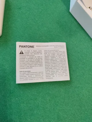 Power Bank Pantone Giallo Caricabatterie Portatile