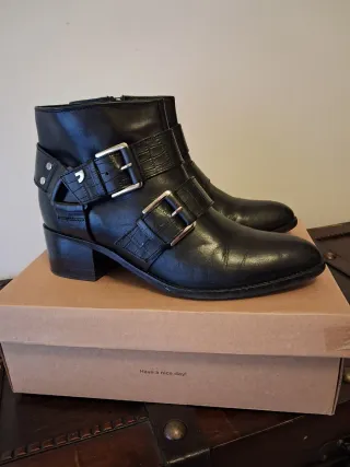 Botines Gioseppo Piel hebillas negro