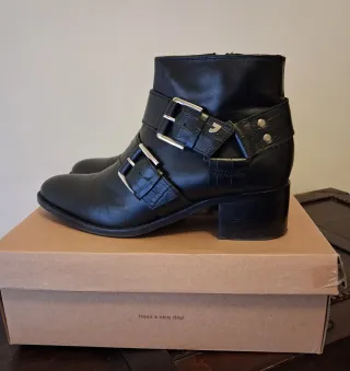 Botines Gioseppo Piel hebillas negro