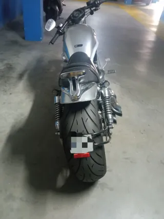 Harley Davidson V-Rod 100 Aniversario