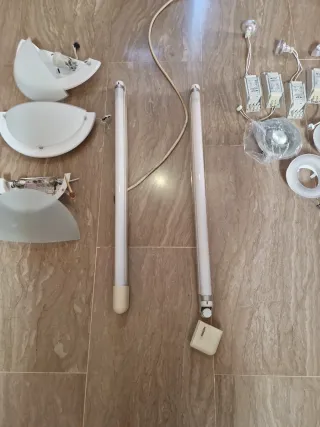 Lámparas de pared de cristal y plástico