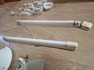 Lámparas de pared de cristal y plástico