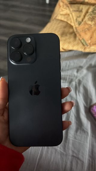 iPhone 16 Pro Max Nero