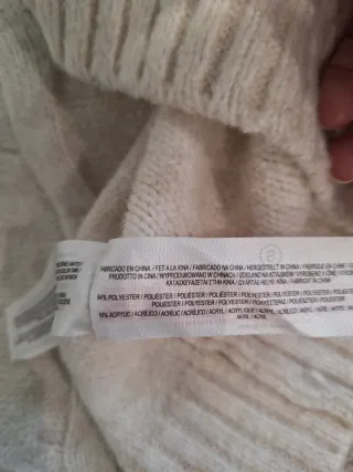 Vestido de punto trenzado beige