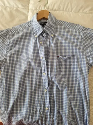 Camisa Tommy Hilfiger cuadros azul. TALLA S