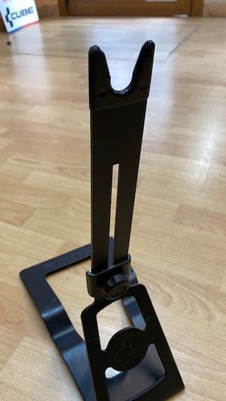 Soporte Cube Regulable Rueda Trasera