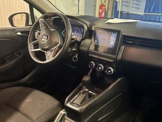 Renault Clio 1.6 E-Tech 140ch Business