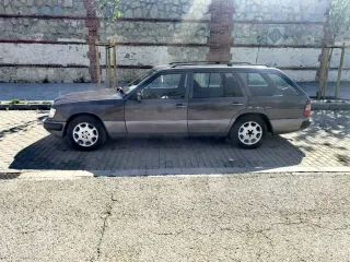 Mercedes-W124 ranchera AVERIADO