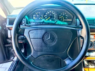 Mercedes-W124 ranchera AVERIADO