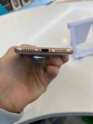iPhone 8 – 64 GB – GARANTÍA 6 MESES