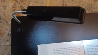 Mesita para cama/sofá negra