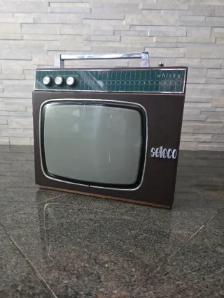 TV Seleco anni 60-70 marrone e argento