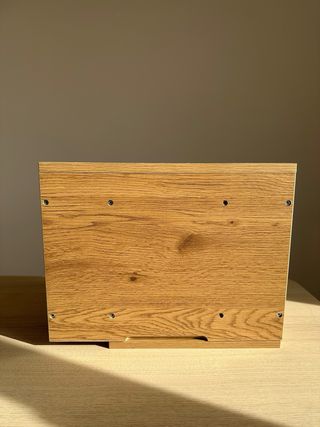 2 Mesitas de noche flotantes de madera nuevas