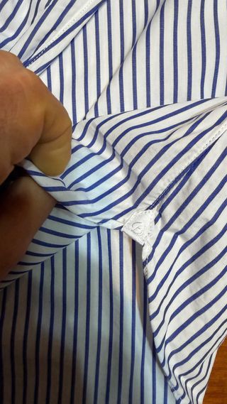 Camicia Borriello a righe blu e bianche