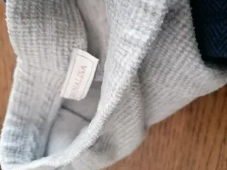 Magliette e pantaloni