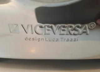 Tostadora Cromada Viceversa Diseño Luca Trazzi
