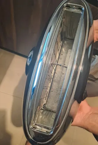 Tostadora Cromada Viceversa Diseño Luca Trazzi