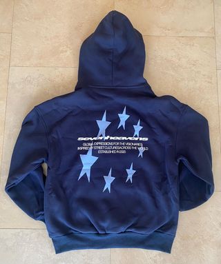 Sudadera azul marino con logo estrellado